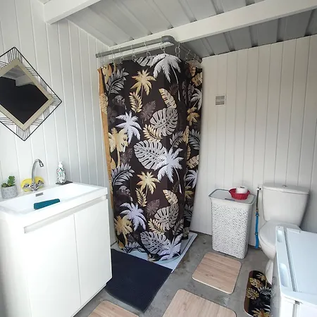 La Roulotte D'elfes Campismo de Luxo Thénac