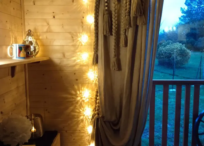 La Roulotte D'elfes * Thénac